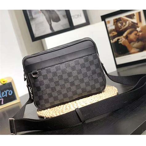 lv jongens tas|All Bags Collection for Men .